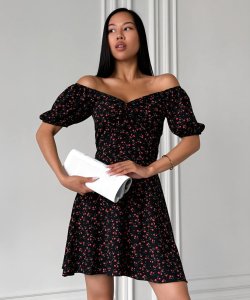 Vasarinė gėlėta suknelė